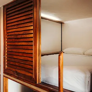 Che & Bar Adults Only Albergue